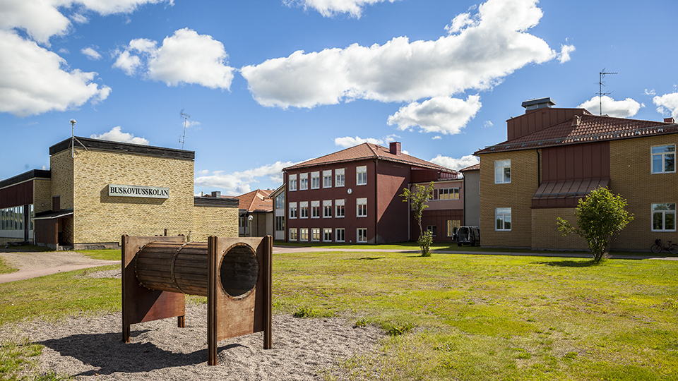 Lekställning utanför Buskoviusskolan i Särna
